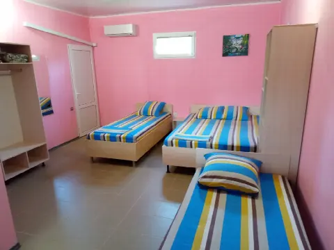 Квартира 38 м², Студия, 4 кровати
