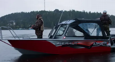 Катер (лодка) Berkut L-DC