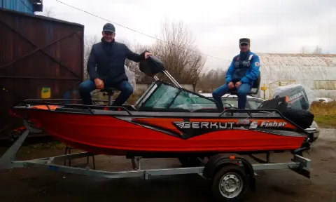 Катер (лодка) Berkut S-Fisher