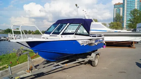 Катер (лодка) Berkut L Fisher