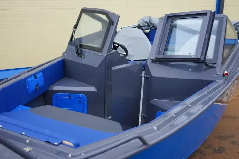 Катер (лодка) Berkut L Arctica
