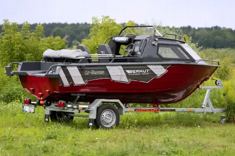 Катер (лодка) Berkut M-HT