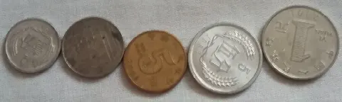 Банкноты, монеты