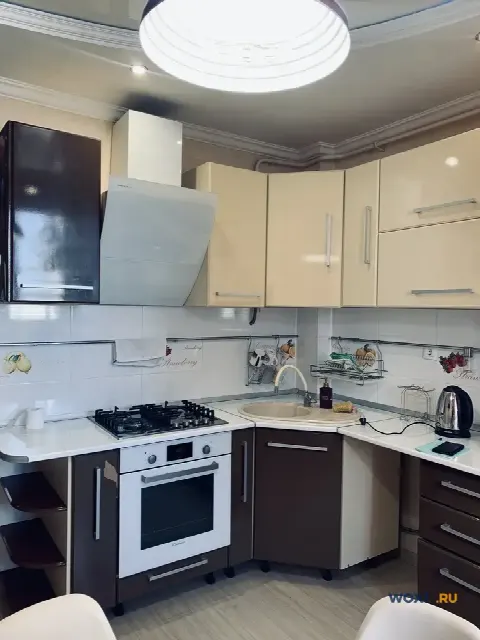 2-комн. квартира, 66 м², 4/12 эт.