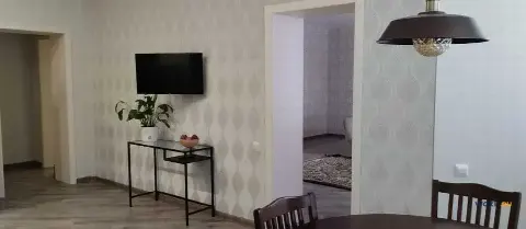 3-комн. квартира, 130 м², 3/9 эт.