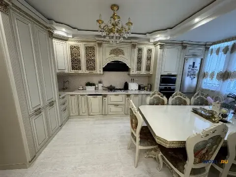 3-комн. квартира, 81 м², 2/9 эт.