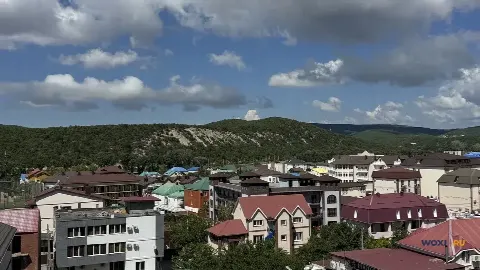 Дом 408 м² на участке 9 сот.