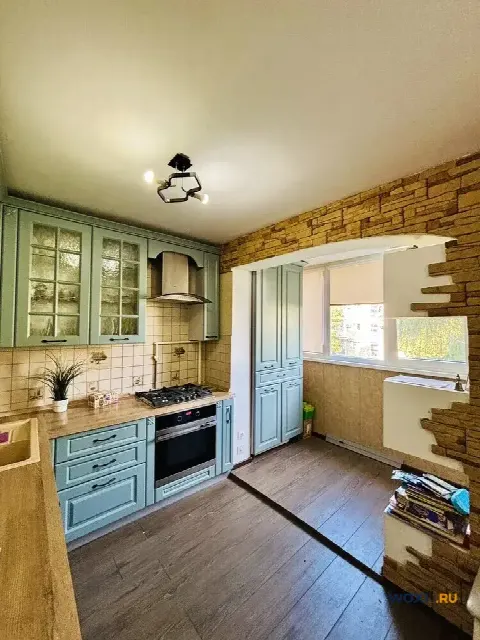 3-комн. квартира, 91 м², 4/5 эт.