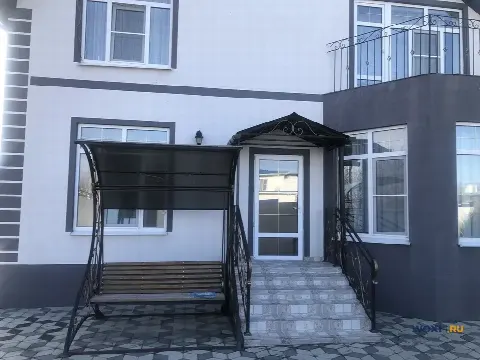 Дом 220 м² на участке 9 сот.