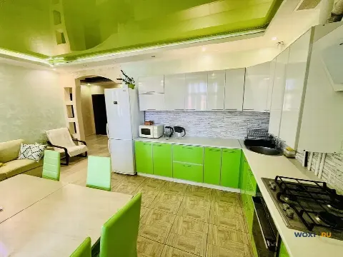 2-комн. квартира, 65 м², 4/4 эт.