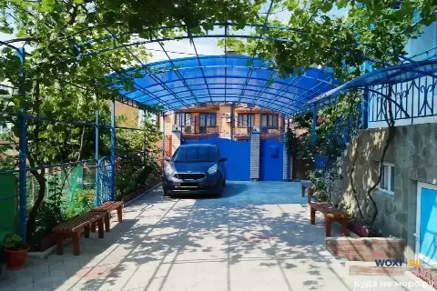 Дом 502 м² на участке 8 сот.