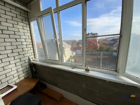 1-комн. квартира, 63 м², 3/5 эт.