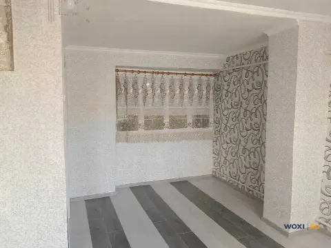 2-комн. квартира, 55 м², 1/2 эт.