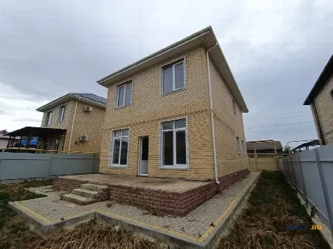 Дом 137 м² на участке 4 сот.