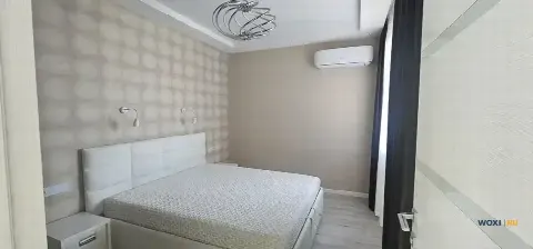 2-комн. квартира, 69 м², 2/19 эт.