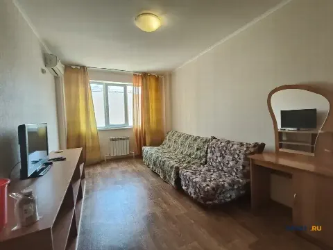 1-комн. квартира, 42 м², 9/10 эт.