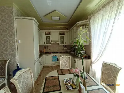 Дом 179 м² на участке 6 сот.