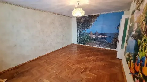 3-комн. квартира, 80 м², 6/9 эт.