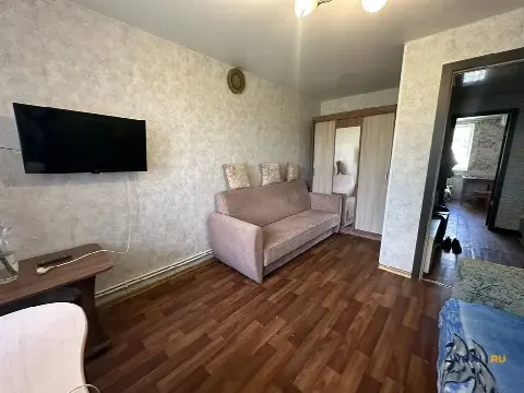 2-комн. квартира, 38 м², 1/2 эт.
