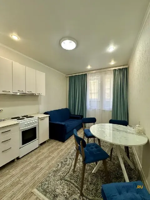 1-комн. квартира, 44 м², 1/18 эт.