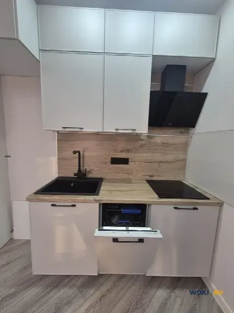 2-комн. квартира, 61 м², 3/9 эт.