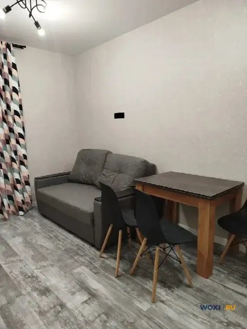 1-комн. квартира, 42 м², 1/8 эт.