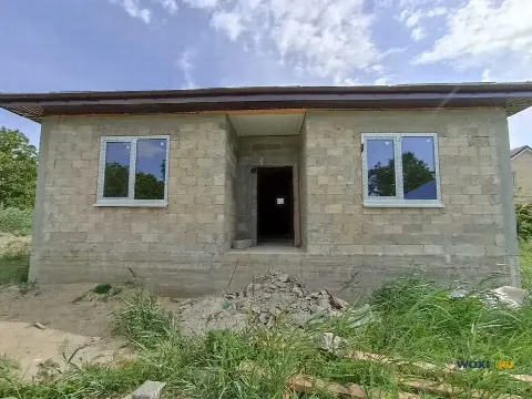 Дом 100 м² на участке 5 сот.