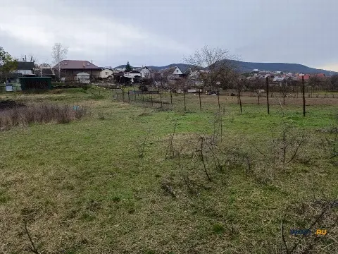 Участок 8 сот. (ИЖС)