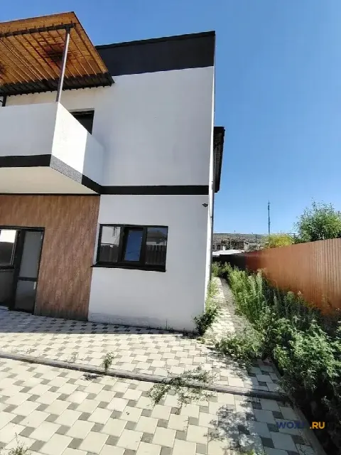 Дом 160 м² на участке 5 сот.