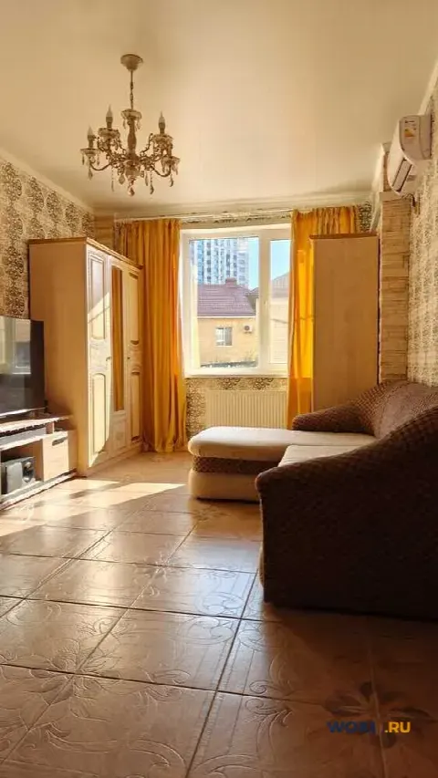 1-комн. квартира, 38 м², 1/13 эт.