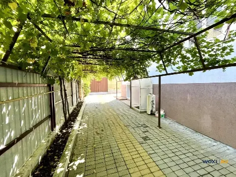 Дом 250 м² на участке 3 сот.