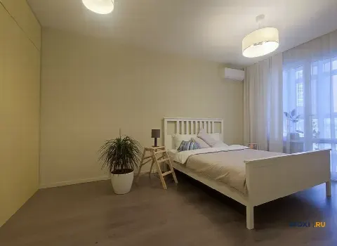 2-комн. квартира, 57 м², 1/8 эт.