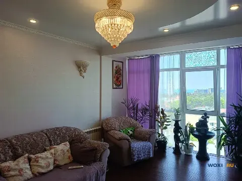 2-комн. квартира, 77 м², 9/10 эт.