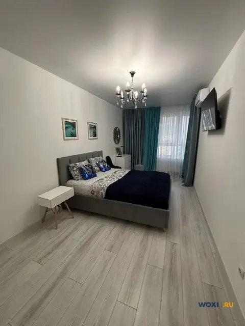 2-комн. квартира, 63 м², 8/9 эт.