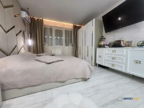 2-комн. квартира, 84 м², 12/13 эт.