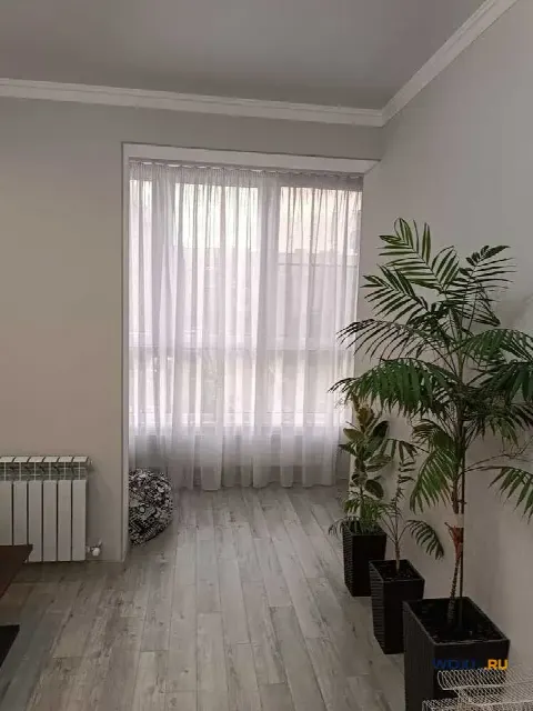 2-комн. квартира, 73 м², 1/4 эт.