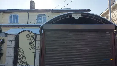 Дом 172 м² на участке 5 сот.