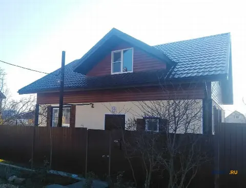 Дом 140 м² на участке 5 сот.