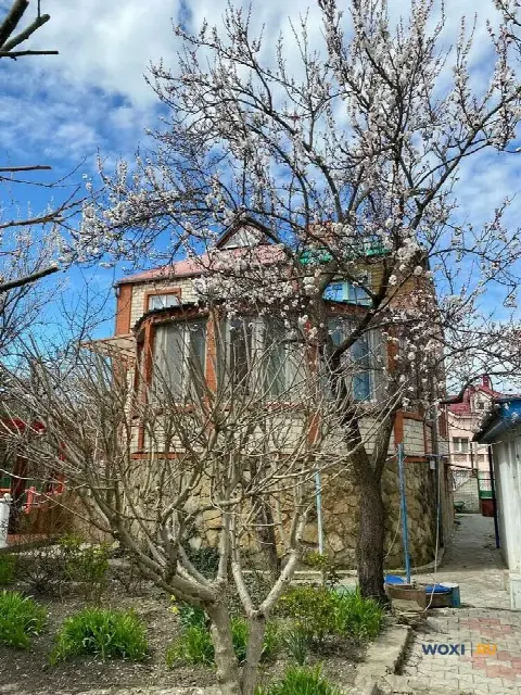 Дом 500 м² на участке 9 сот.