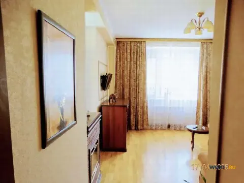 2-комн. квартира, 66 м², 3/10 эт.