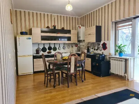Дом 138 м² на участке 3 сот.