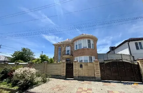 Дом 147 м² на участке 4 сот.