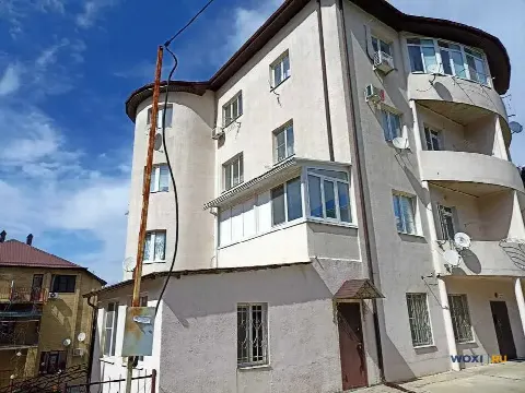 2-комн. квартира, 65 м², 5/5 эт.