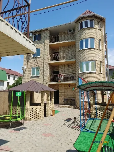 Гостиница, 525 м²