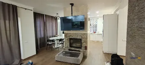 Дом 142 м² на участке 4 сот.