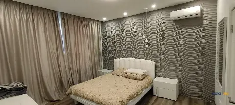Дом 142 м² на участке 4 сот.