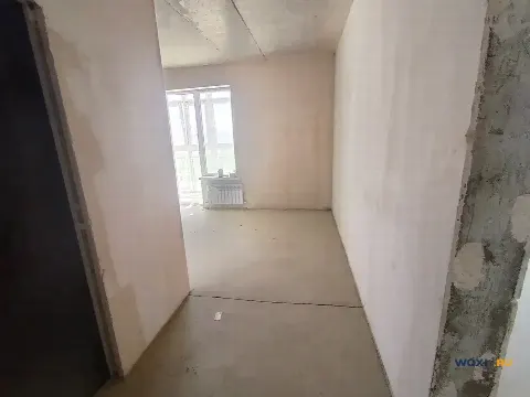 2-комн. квартира, 63 м², 1/8 эт.