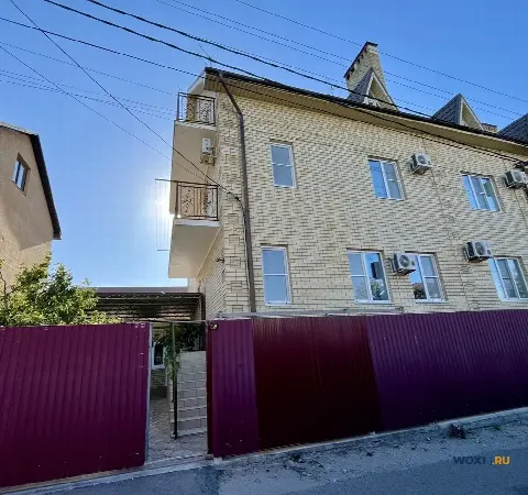 Дом 192 м² на участке 2 сот.