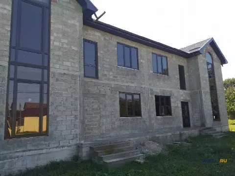 Дом 400 м² на участке 10 сот.