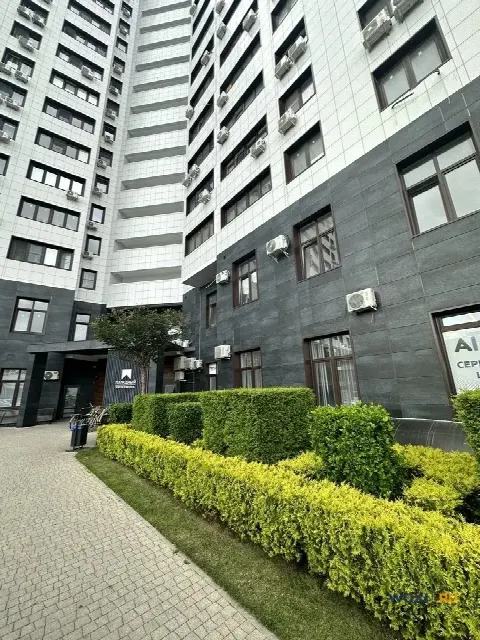 2-комн. квартира, 69 м², 10/16 эт.